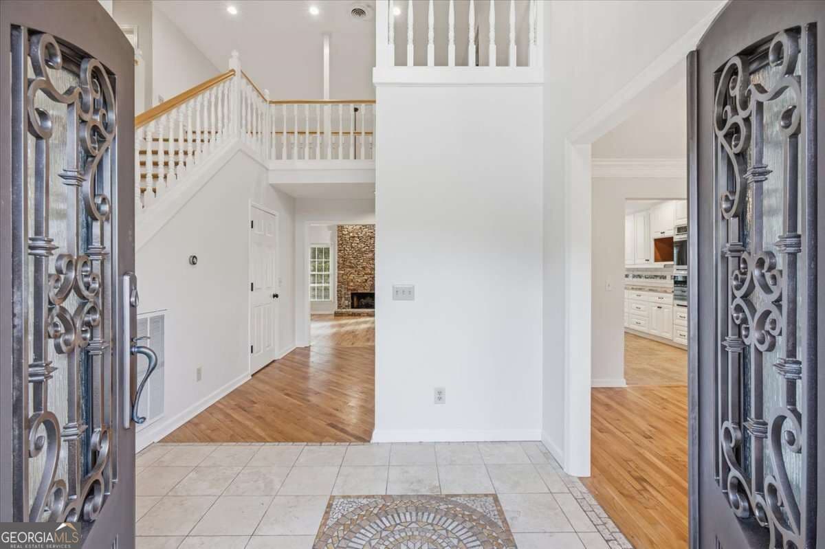 5 bedroom, 3.5 bathroom, 3,200 sq ft single family residence for sale at 113 Warwick Way, Rome, GA 30161 — photo 3