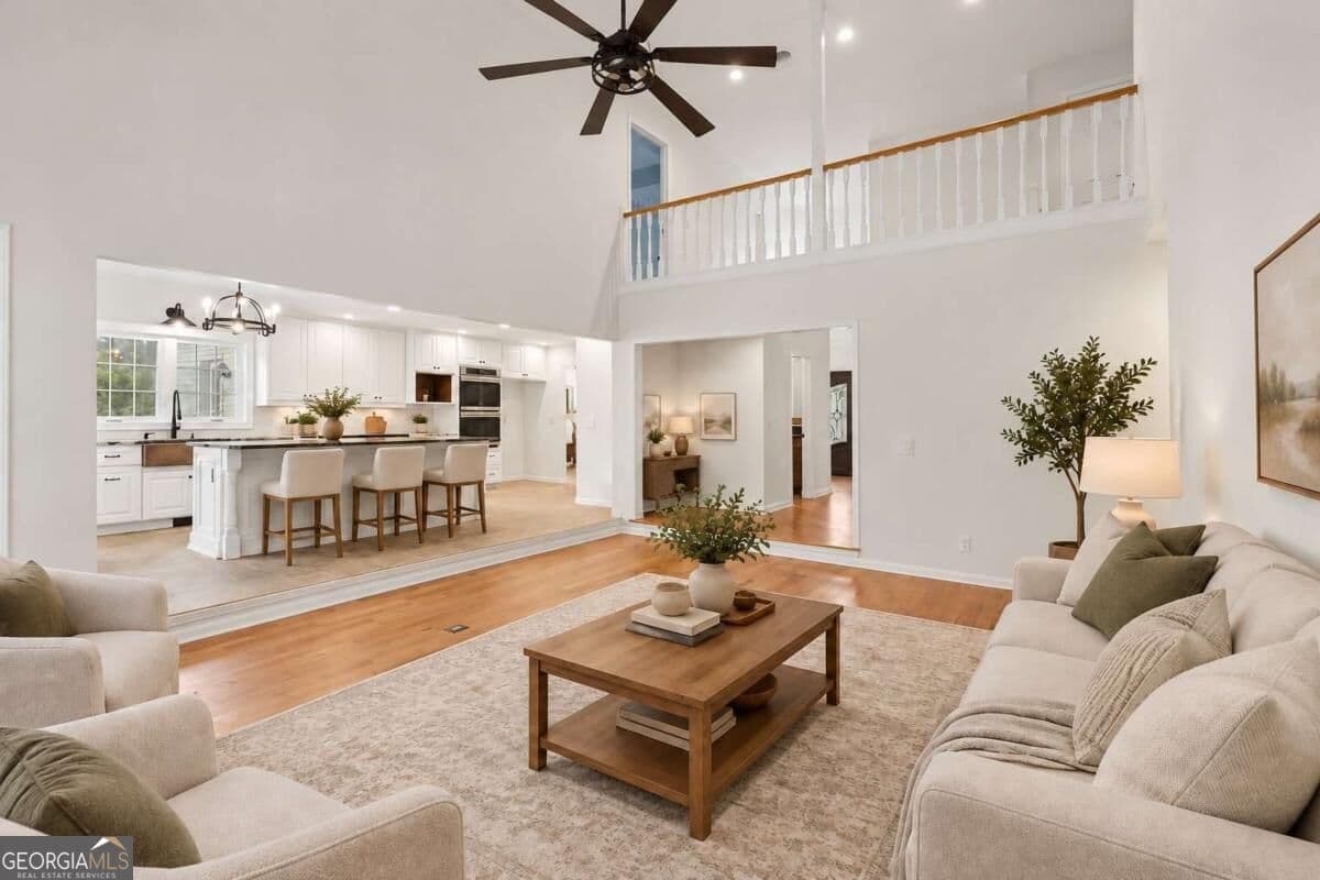 5 bedroom, 3.5 bathroom, 3,200 sq ft single family residence for sale at 113 Warwick Way, Rome, GA 30161 — photo 4