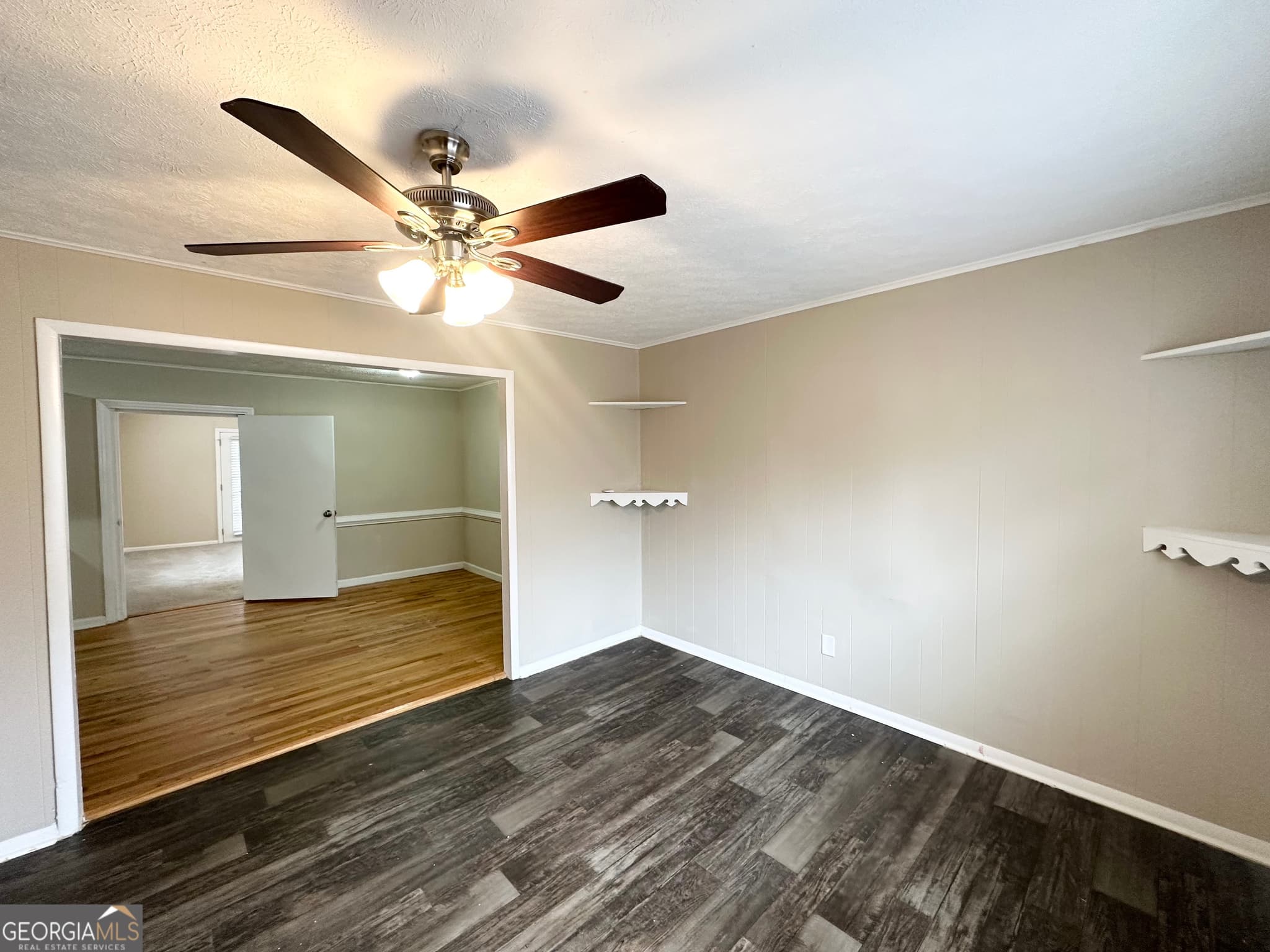 5 bedroom, 2 bathroom, 1,769 sq ft single family residence for sale at 10178 Allen Drive, Covington, GA 30014 — photo 3