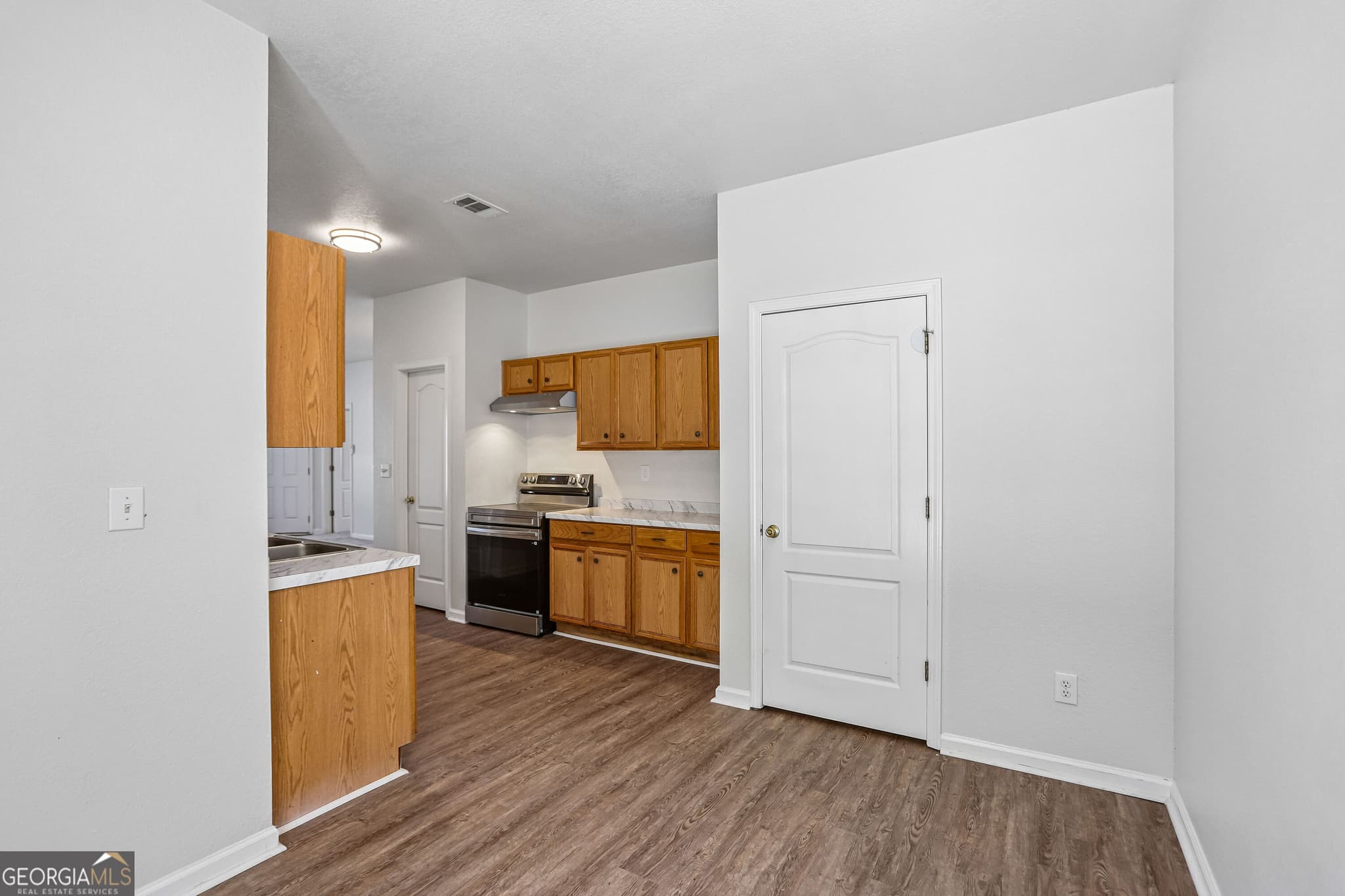 3 bedroom, 2 bathroom, 1,386 sq ft single family residence for sale at 387 Apple Blossom Way, Macon, GA 31217 — photo 7