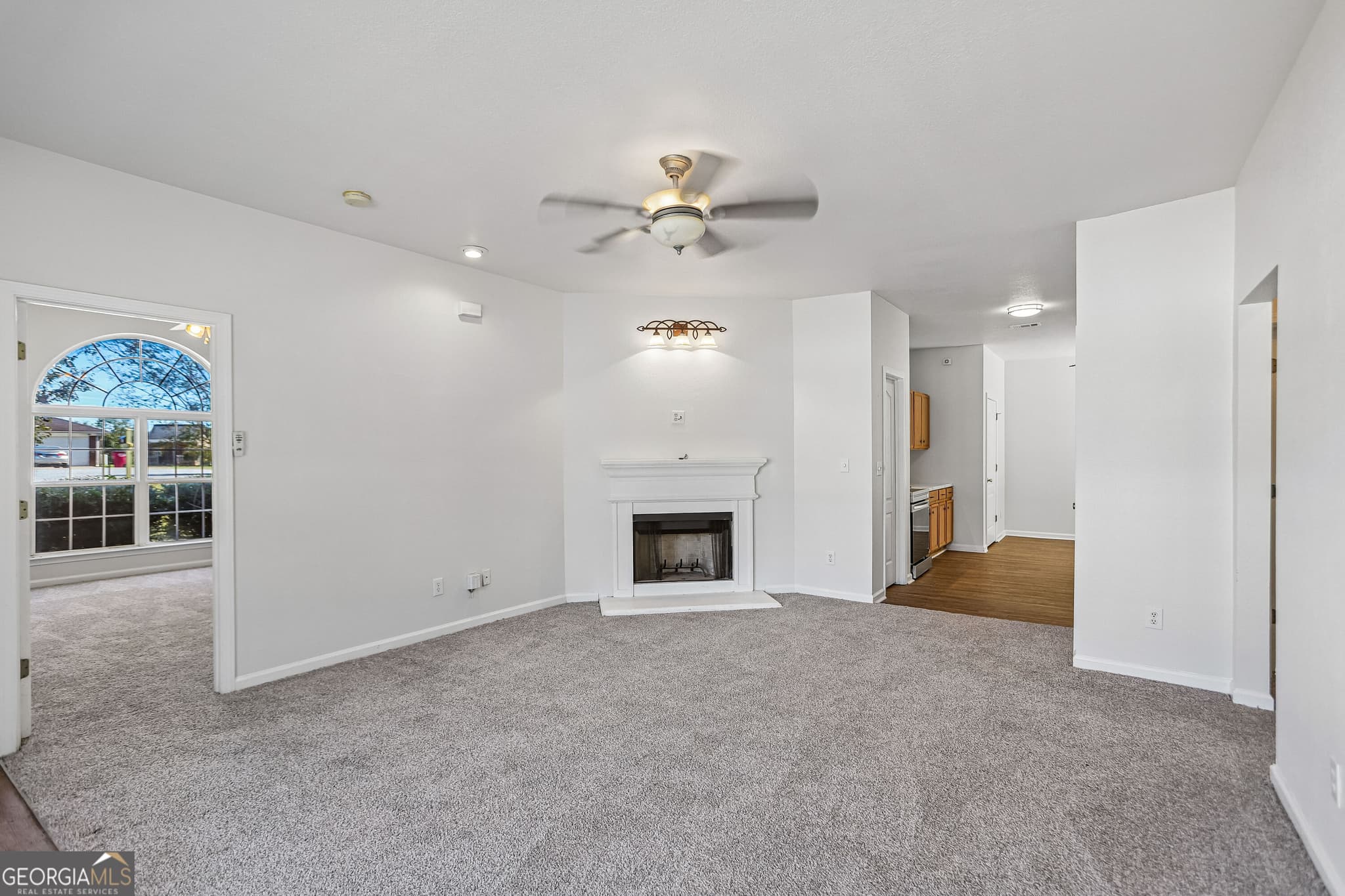 3 bedroom, 2 bathroom, 1,386 sq ft single family residence for sale at 387 Apple Blossom Way, Macon, GA 31217 — photo 3