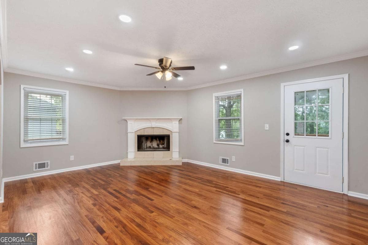 4 bedroom, 2.5 bathroom, 3,108 sq ft single family residence for sale at 1001 Gunners Walk, Tucker, GA 30084 — photo 6