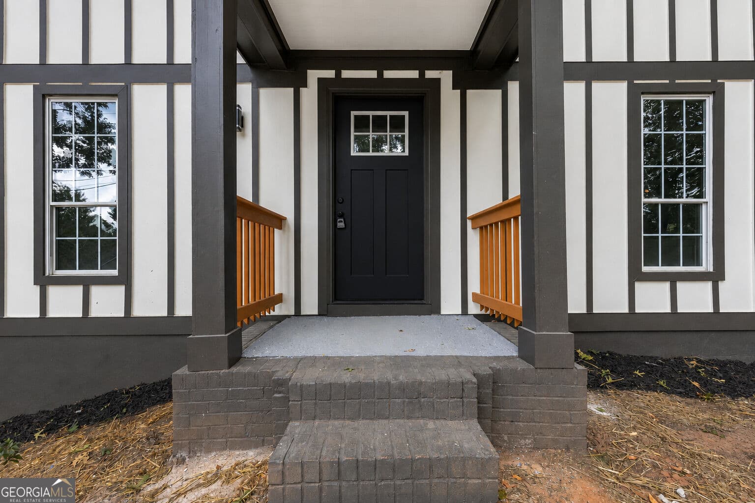 4 bedroom, 2.5 bathroom, 3,108 sq ft single family residence for sale at 1001 Gunners Walk, Tucker, GA 30084 — photo 3
