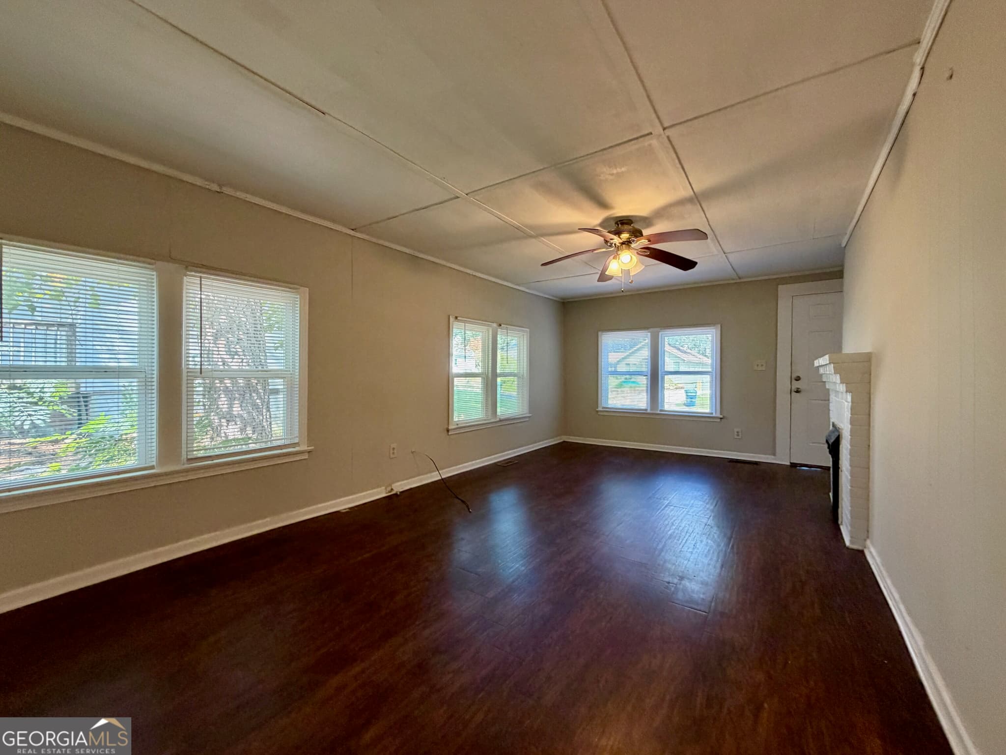 3 bedroom, 2 bathroom, 1,516 sq ft single family residence for rent at 215 Brown Street, Carrollton, GA 30117 for $1,545 a month — photo 6