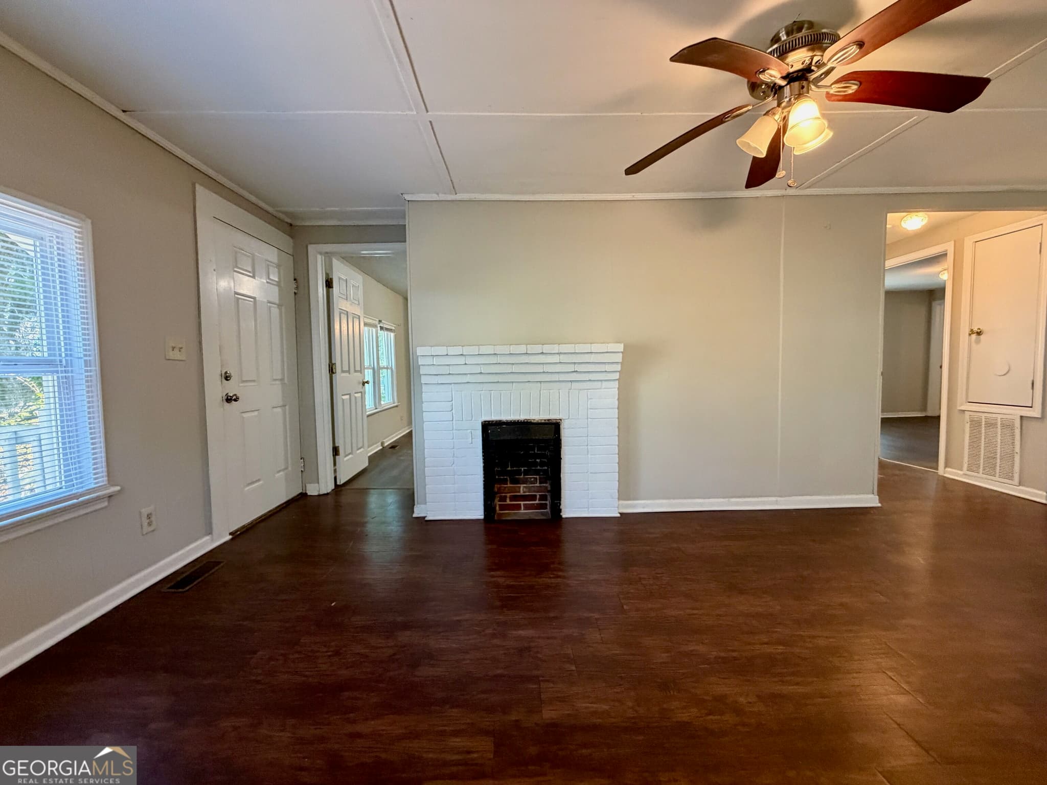 3 bedroom, 2 bathroom, 1,516 sq ft single family residence for rent at 215 Brown Street, Carrollton, GA 30117 for $1,545 a month — photo 3