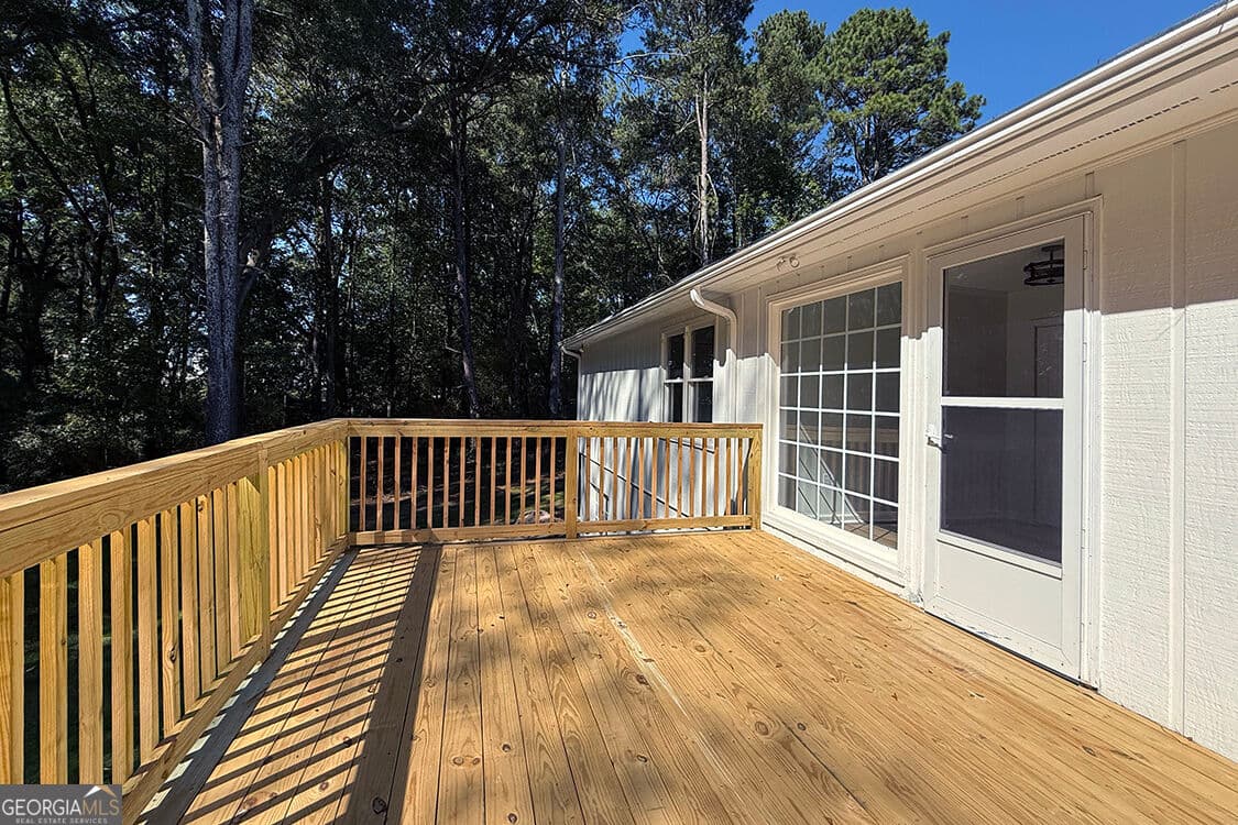 3 bedroom, 2 bathroom, 1,782 sq ft single family residence under contract at 1230 Astondale Road, Bishop, GA 30621 — photo 6