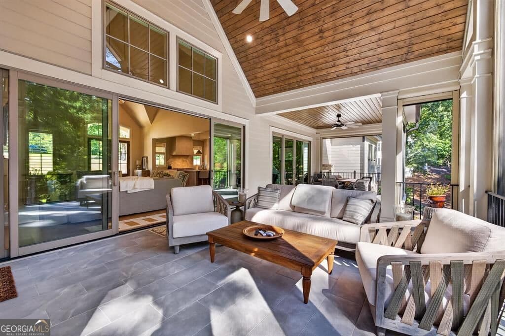 5 bedroom, 5.5 bathroom, 4,875 sq ft single family residence for sale at 1170 Liberty Bluff Road, Greensboro, GA 30642 — photo 6