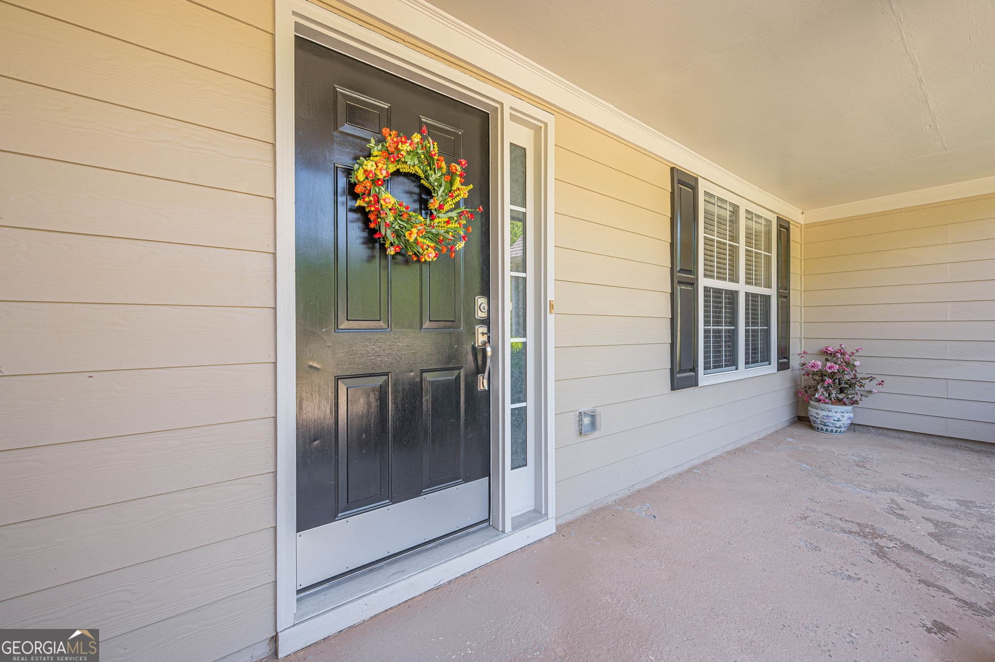 3 bedroom, 2 bathroom, 1,928 sq ft single family residence for sale at 7730 Timberline Overlook, Cumming, GA 30041 — photo 4