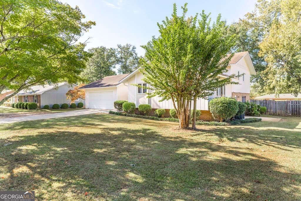 4 bedroom, 2.5 bathroom, 7 sq ft single family residence for sale at 1129 Kingston Rd, Perry, GA 31069 — photo 3