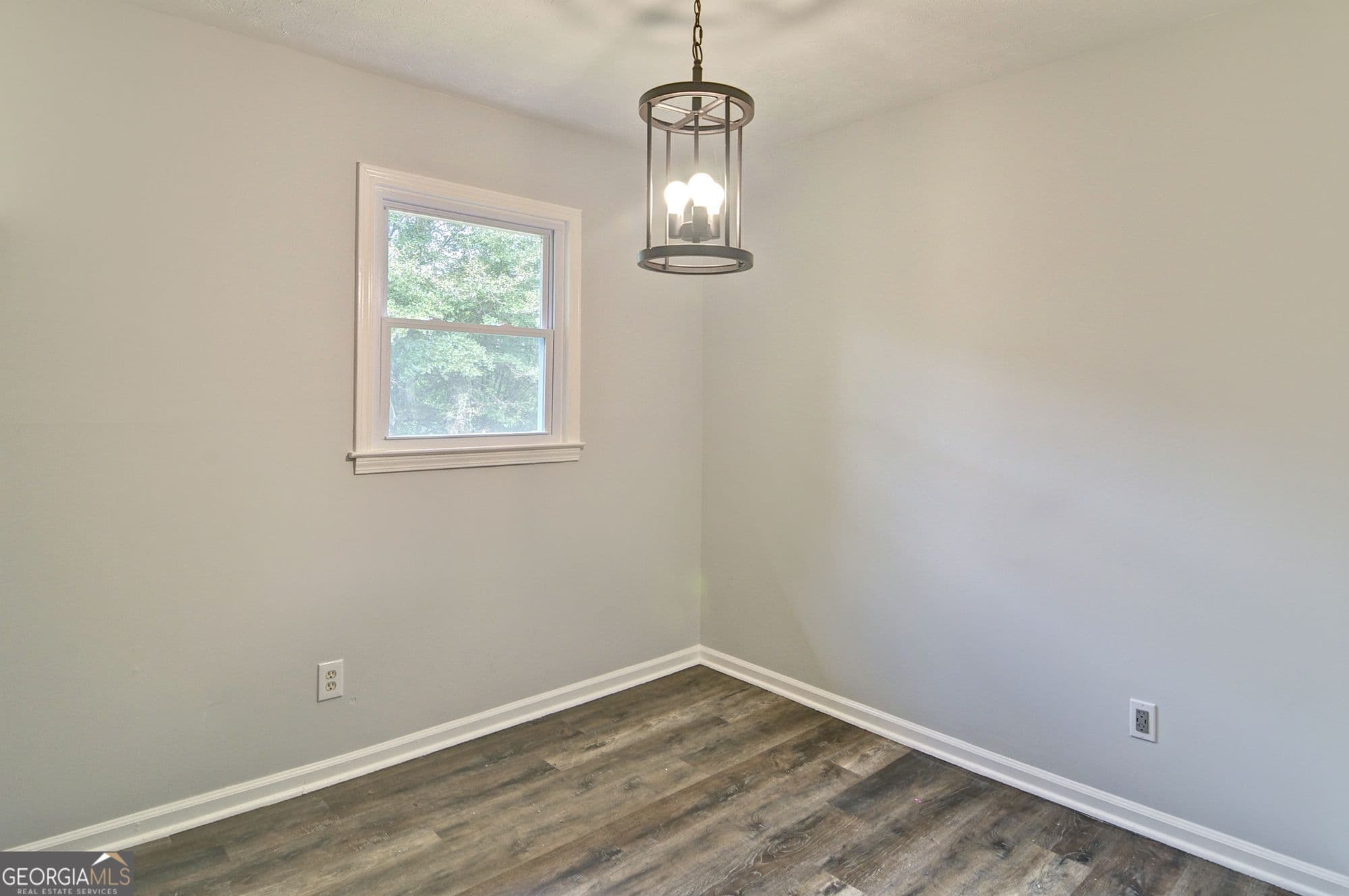 3 bedroom, 1.5 bathroom, 1,075 sq ft single family residence for sale at 3939 Morris Circle, Douglasville, GA 30135 — photo 8
