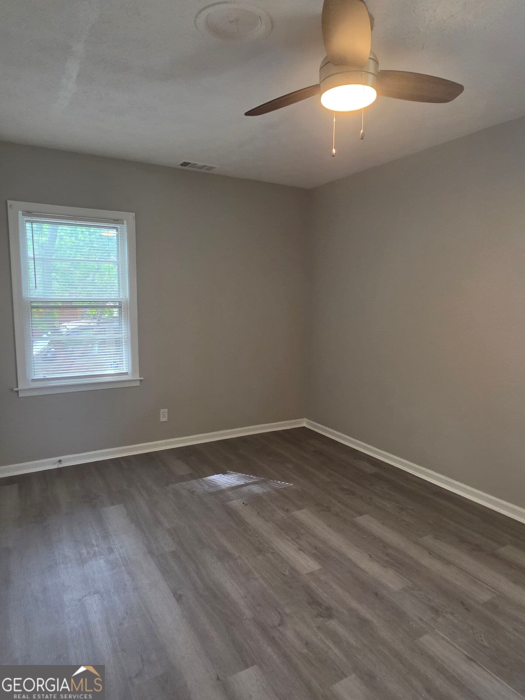 3 bedroom, 1.5 bathroom, 1,675 sq ft single family residence under contract at 2618 Blan Street, Columbus, GA 31903 — photo 10