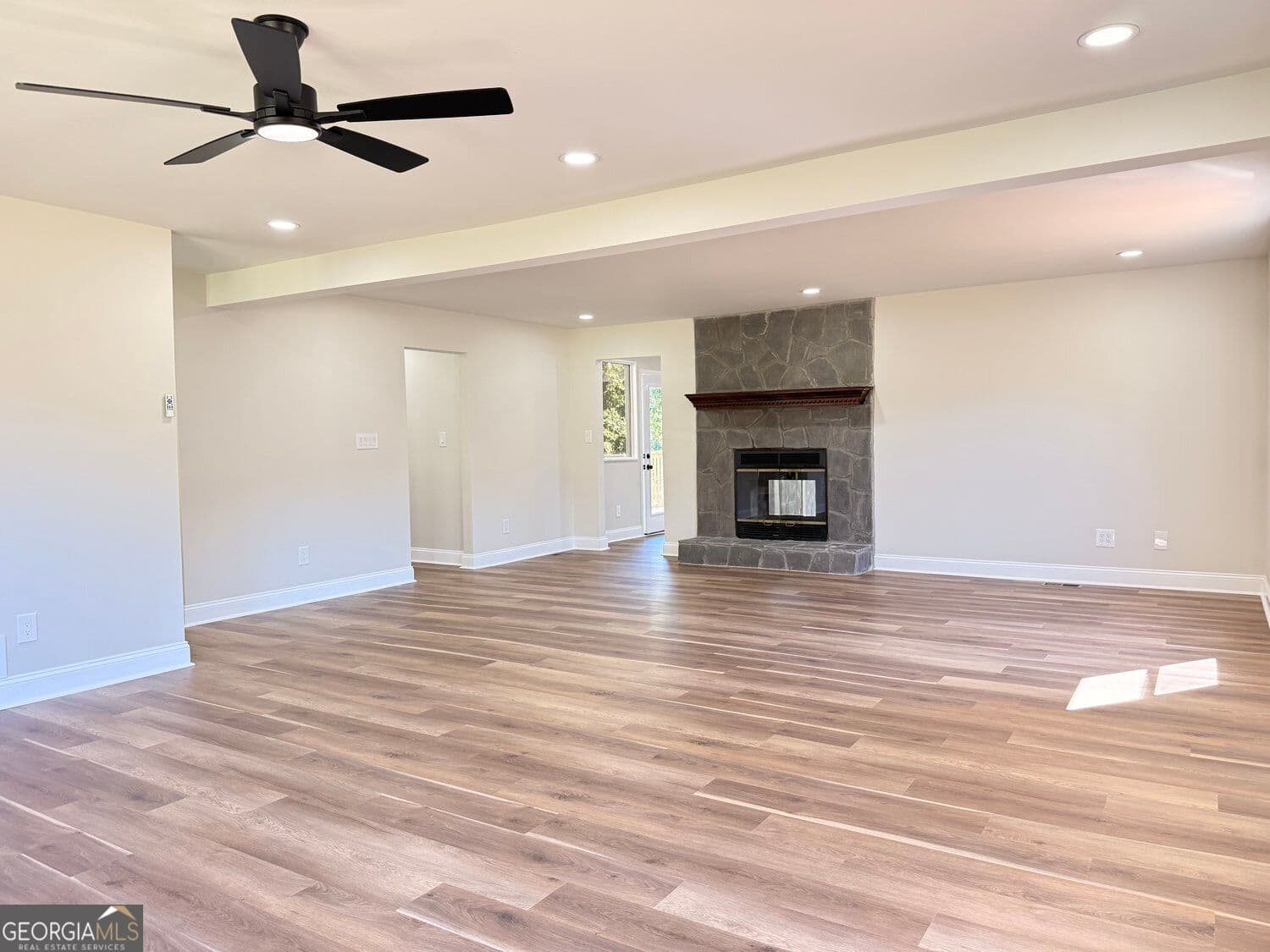 4 bedroom, 2.5 bathroom, 3,140 sq ft single family residence for sale at 2887 Lake Jodeco Road, Jonesboro, GA 30236 — photo 9