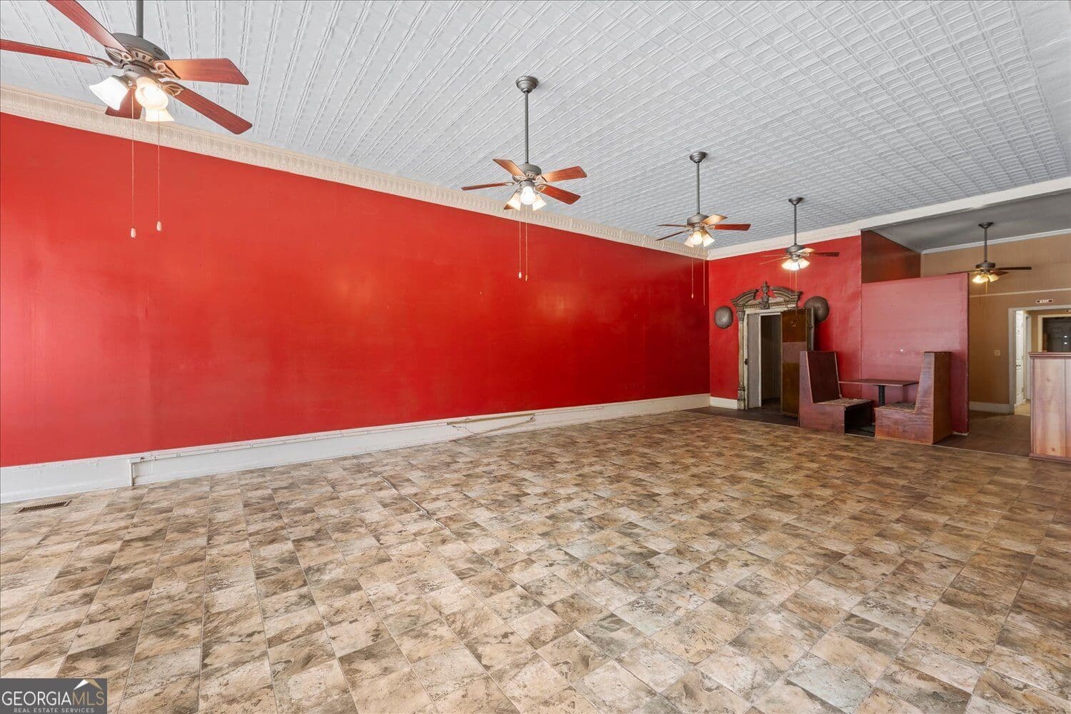 1 bedroom, 2 bathroom, 4,055 sq ft single family residence for sale at 16 E Robert Toombs Avenue, Washington, GA 30673 — photo 4