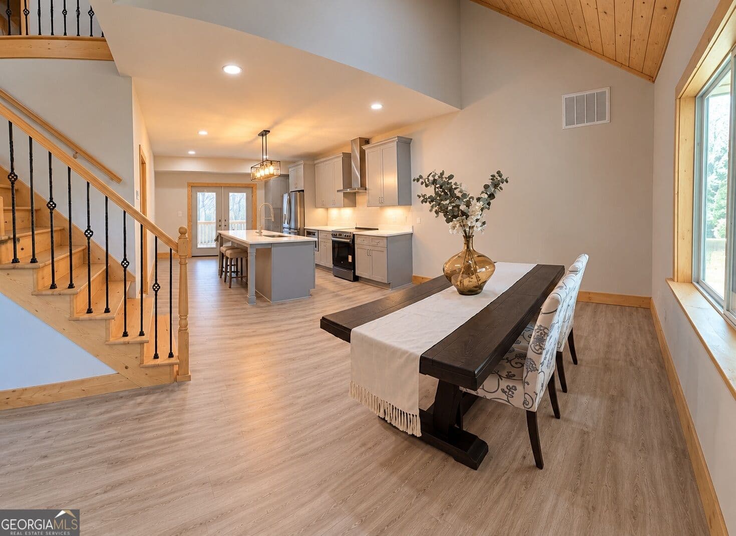 4 bedroom, 2.5 bathroom, 3,219 sq ft single family residence for sale at 2417 Mobile Road, Mccaysville, GA 30555 — photo 5