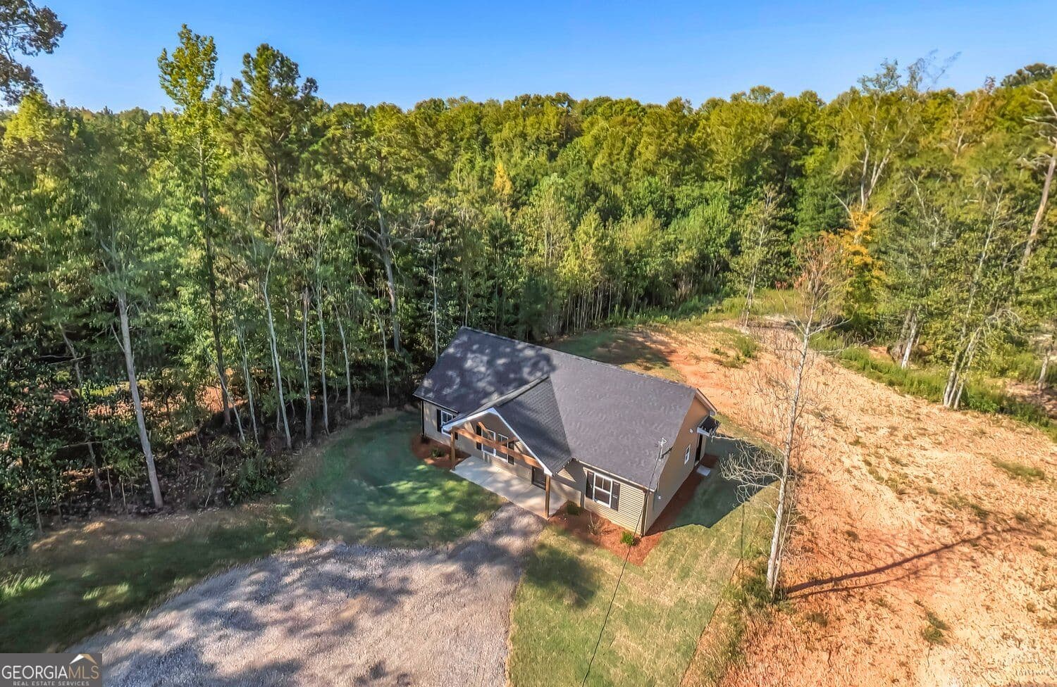 3 bedroom, 2 bathroom, 1,358 sq ft single family residence for sale at 182 Arbacoochee Road, Tallapoosa, GA 30176 — photo 2