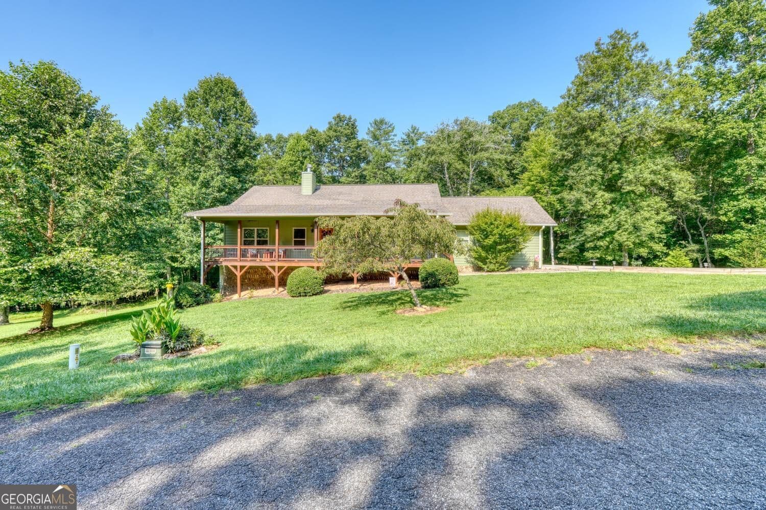 4 bedroom, 4.5 bathroom, 3,312 sq ft single family residence for sale at 240 Charles Lane, Morganton, GA 30560 — photo 5