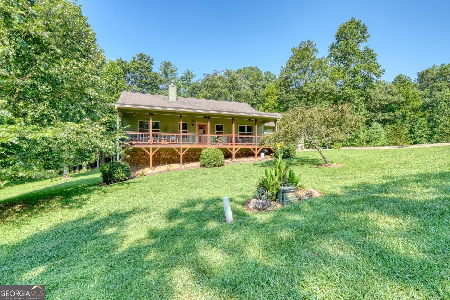 4 bedroom, 4.5 bathroom, 3,312 sq ft single family residence for sale at 240 Charles Lane, Morganton, GA 30560 — photo 4