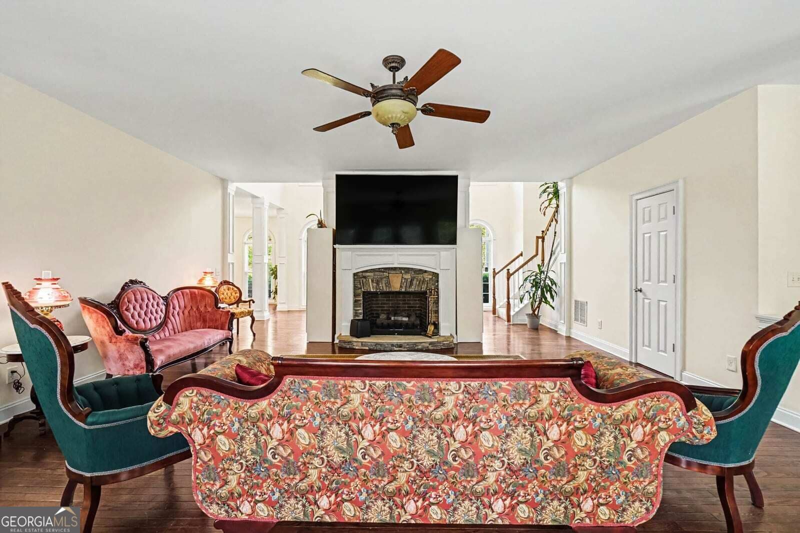 6 bedroom, 4.5 bathroom, 4,139 sq ft single family residence for sale at 5452 Old Dalton Road, Calhoun, GA 30701 — photo 8