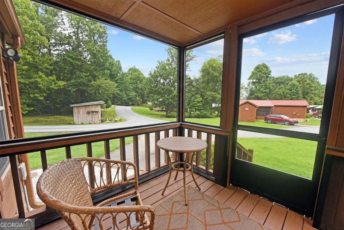 1 bedroom, 1 bathroom, 428 sq ft cabin,single family residence for sale at 87 Chimney Ridge, Blairsville, GA 30512 — photo 2