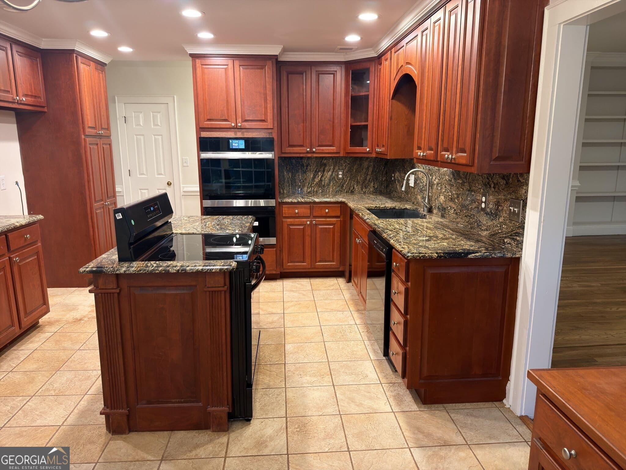 4 bedroom, 4 bathroom, 2,554 sq ft single family residence for sale at 8617 N Shore Drive, Jonesboro, GA 30236 — photo 5