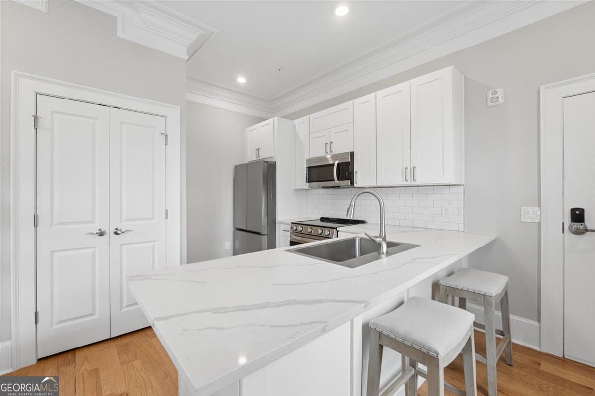 1 bedroom, 1 bathroom, 532 sq ft condominium for sale at 200 W Washington Street UNIT A, Madison, GA 30650 — photo 6