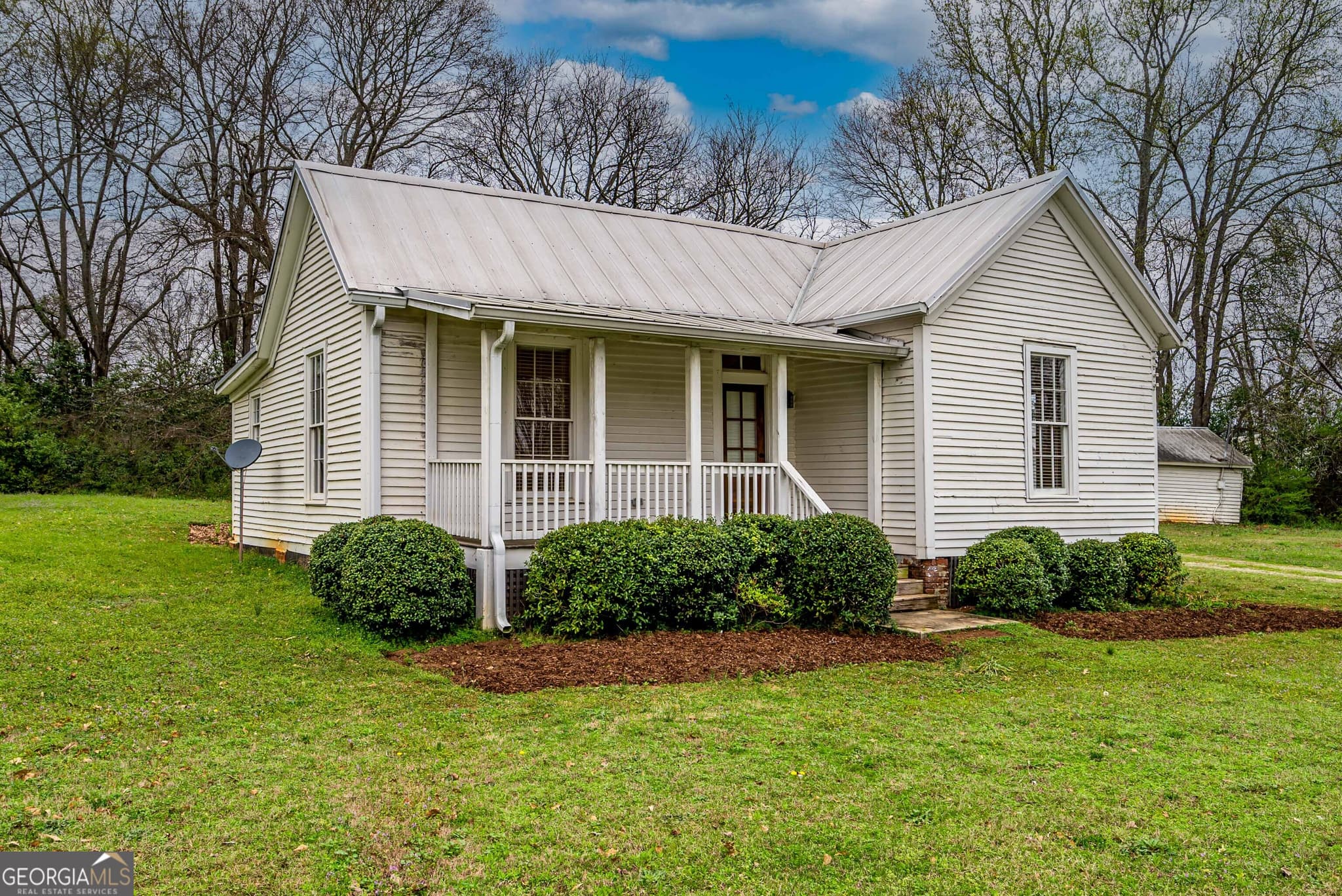 2 bedroom, 2 bathroom, 1,053 sq ft single family residence for rent at 696 North Avenue, Madison, GA 30650 for $1,695 a month