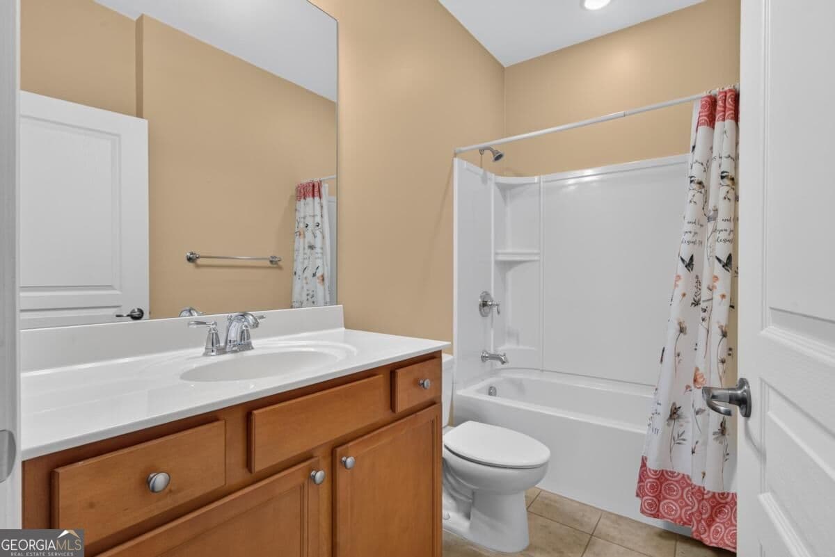 2 bedroom, 2 bathroom, 1,638 sq ft single family residence for sale at 1040 Askew Station Bend, Greensboro, GA 30642 — photo 6