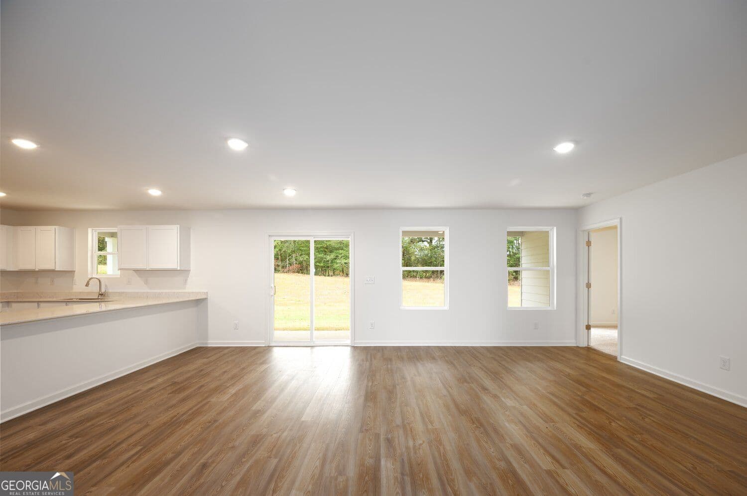 4 bedroom, 2 bathroom, 1,812 sq ft single family residence for sale at 105 Turquoise Path, Lizella, GA 31052 — photo 9