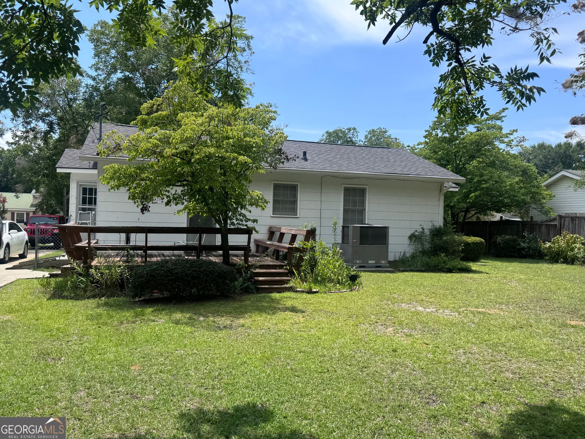 1 bedroom, 1 bathroom, 960 sq ft single family residence under contract at 209 Vernon Street, Dublin, GA 31021 — photo 6