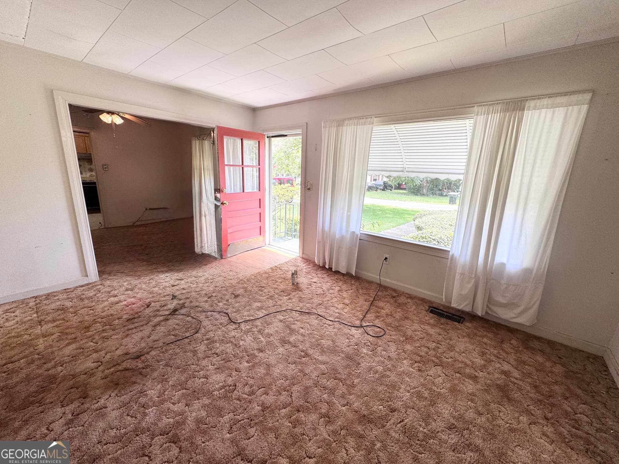 1 bedroom, 1 bathroom, 960 sq ft single family residence under contract at 209 Vernon Street, Dublin, GA 31021 — photo 7