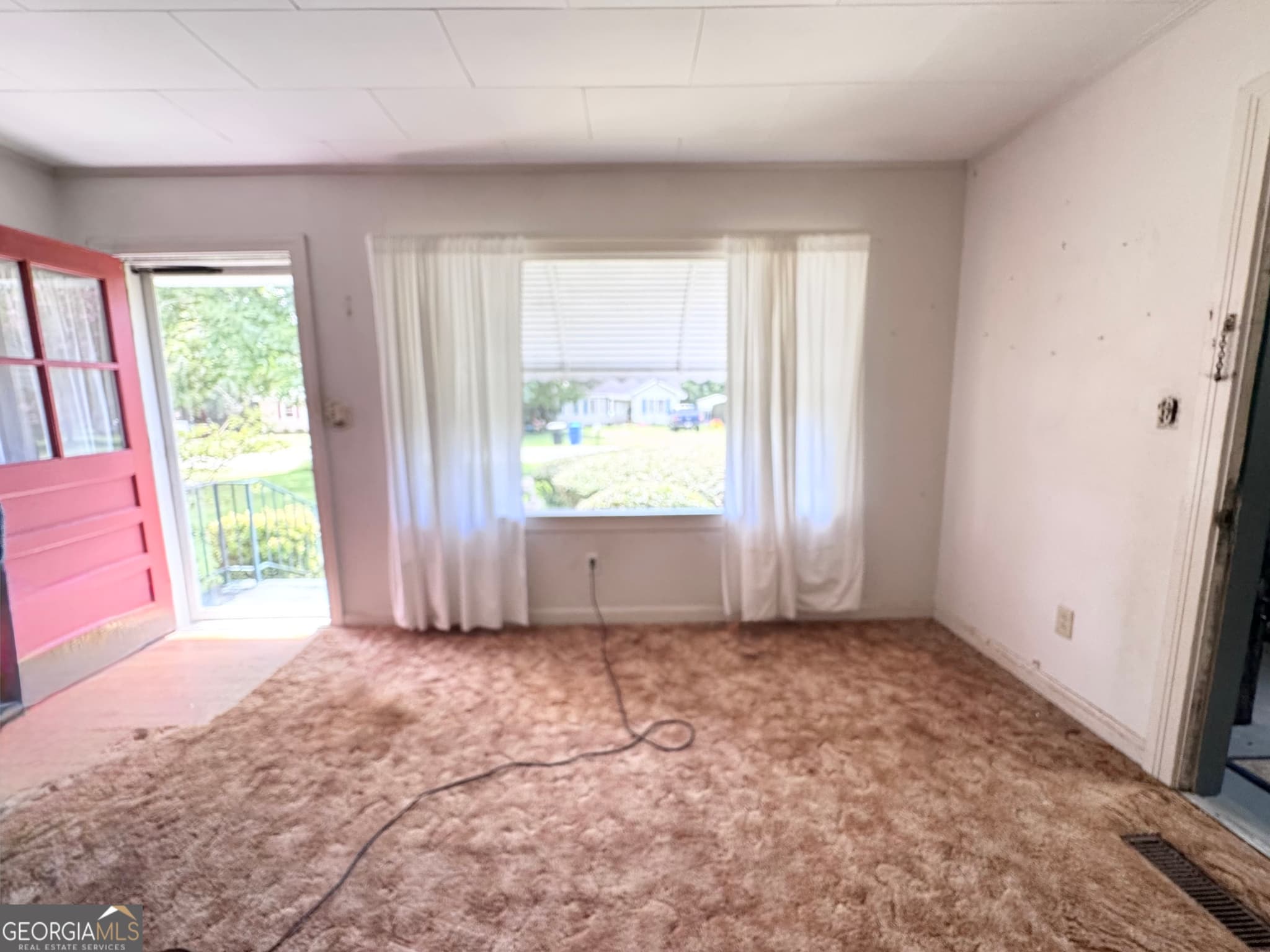 1 bedroom, 1 bathroom, 960 sq ft single family residence under contract at 209 Vernon Street, Dublin, GA 31021 — photo 8