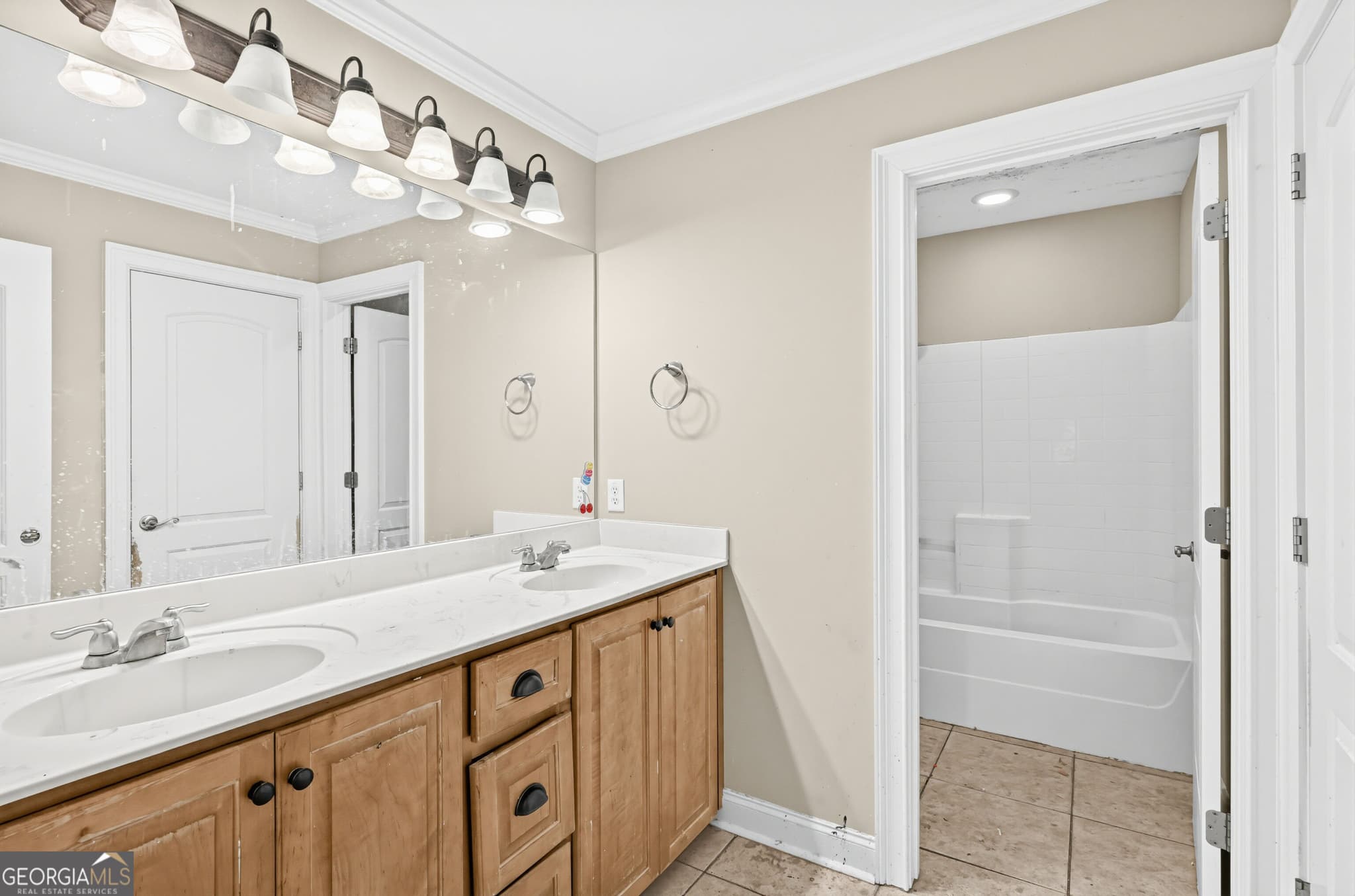 4 bedroom, 3 bathroom, 3,407 sq ft single family residence for sale at 436 Channing Drive, Richmond Hill, GA 31324 — photo 6