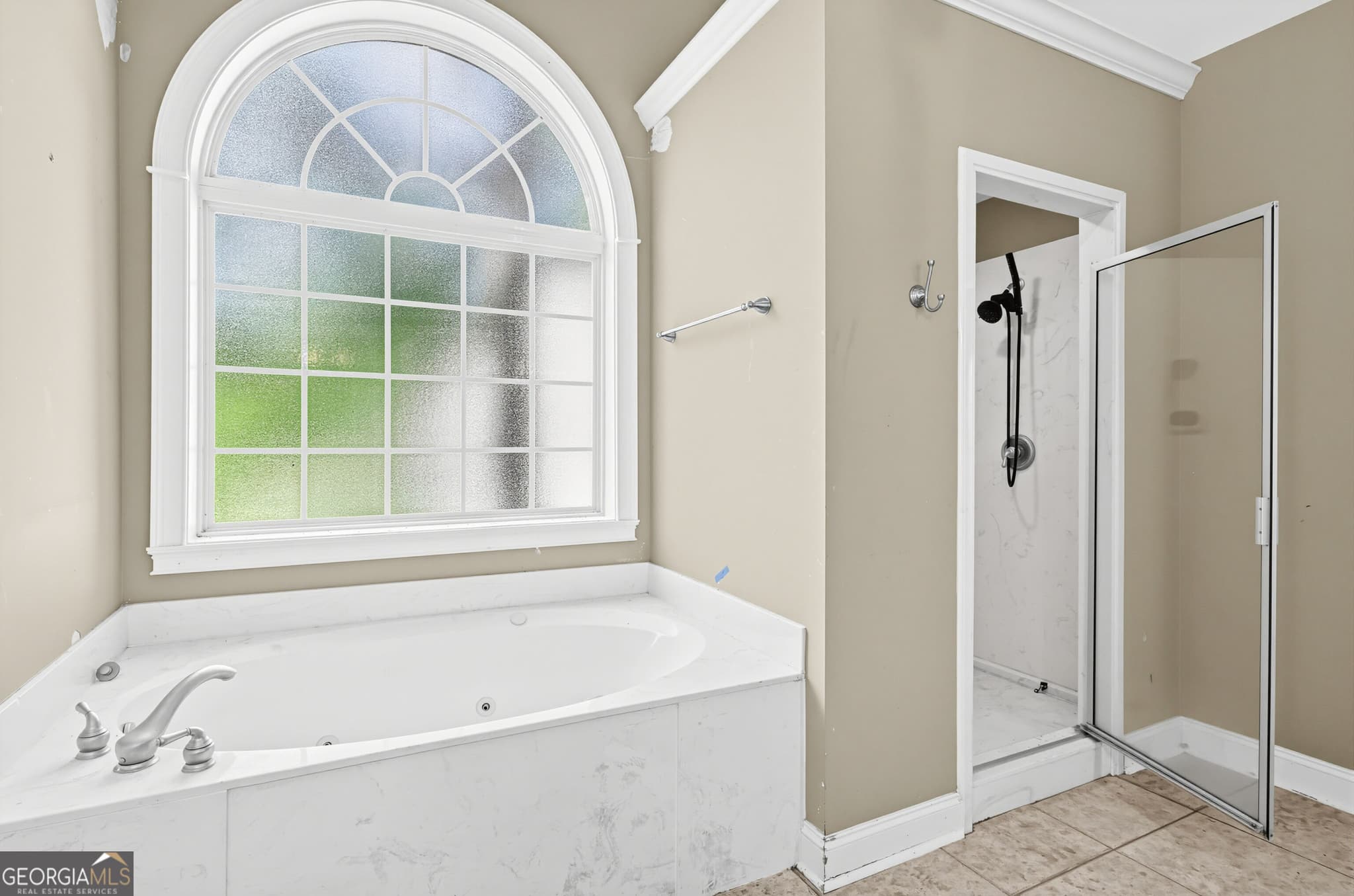 4 bedroom, 3 bathroom, 3,407 sq ft single family residence for sale at 436 Channing Drive, Richmond Hill, GA 31324 — photo 5