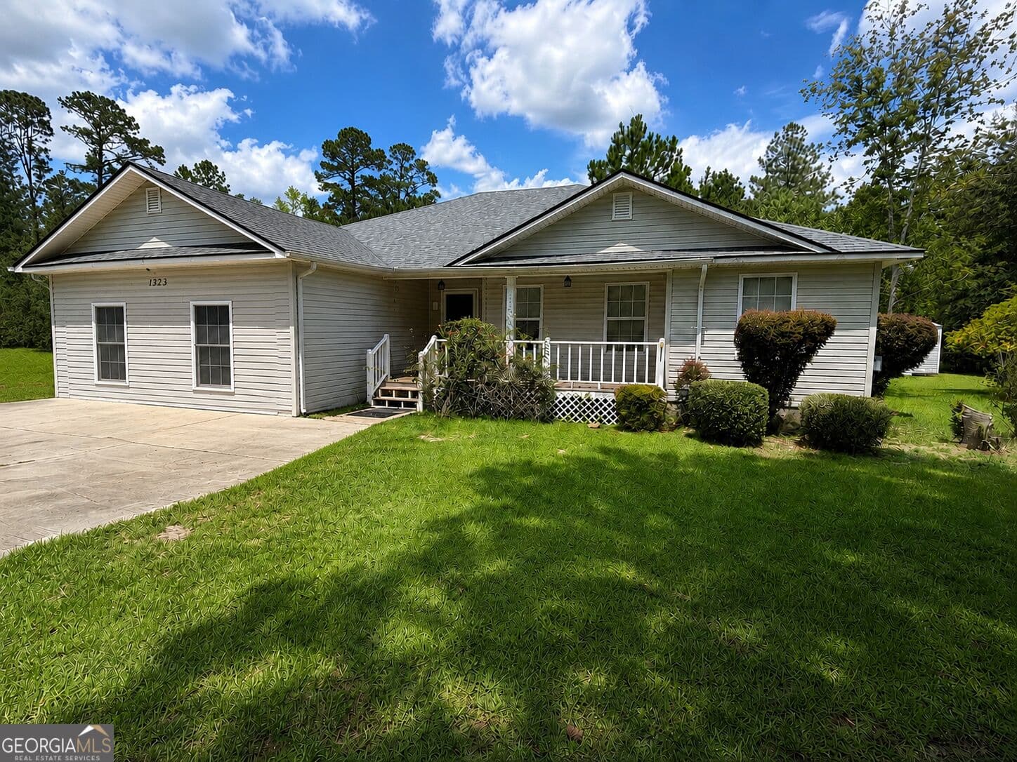 1323 N Grossman Drive, Vidalia, GA 30474 — most recent listing photo