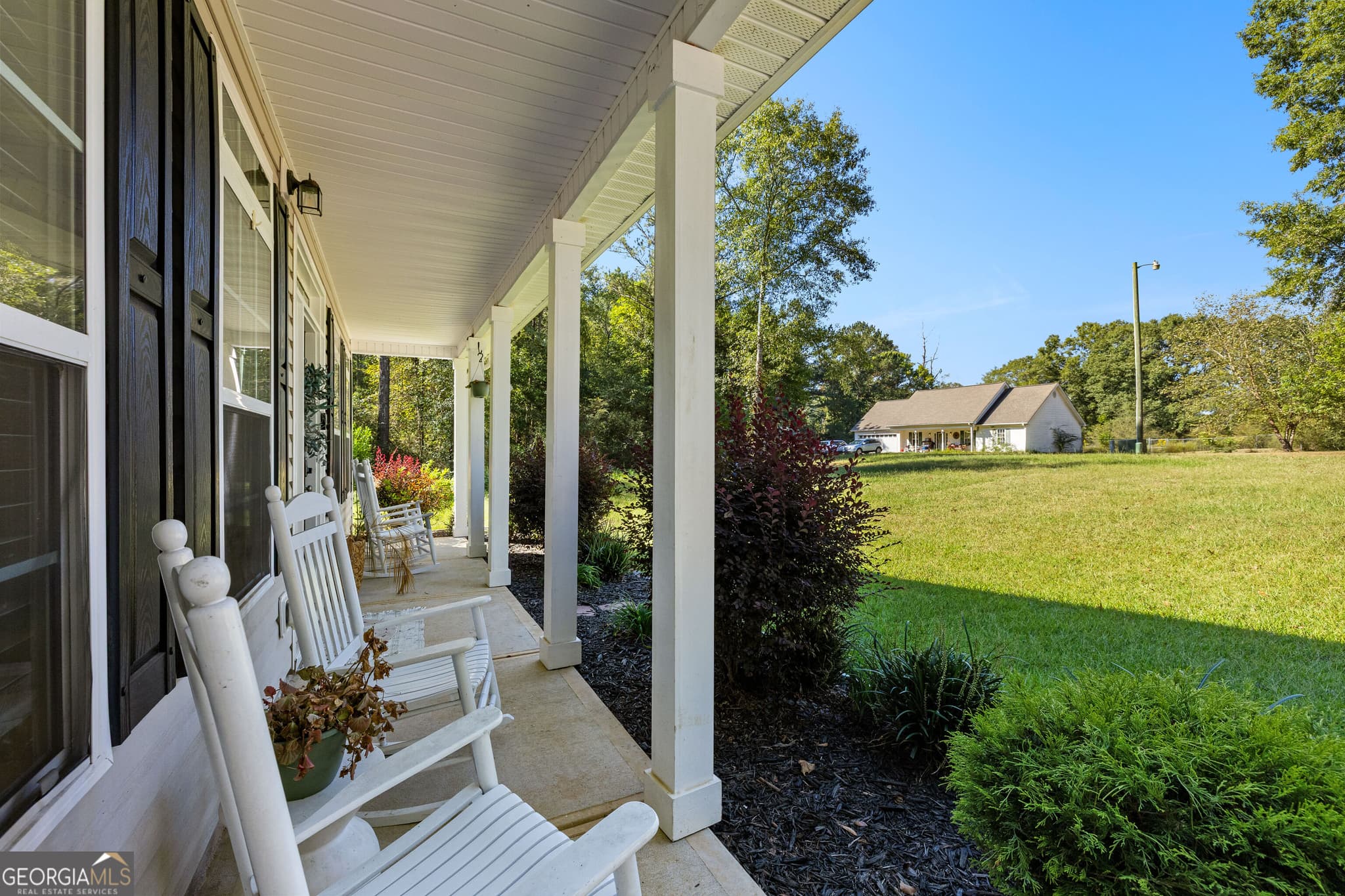 3 bedroom, 2.5 bathroom, 1,818 sq ft single family residence for sale at 42 Bill Estes Road, Senoia, GA 30276 — photo 6