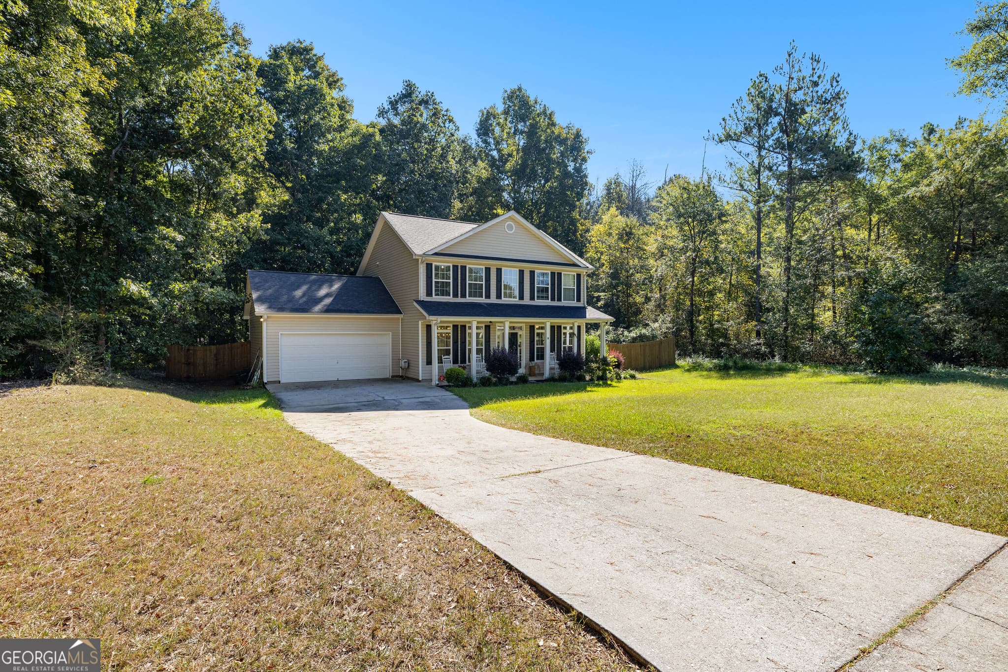 3 bedroom, 2.5 bathroom, 1,818 sq ft single family residence for sale at 42 Bill Estes Road, Senoia, GA 30276 — photo 3