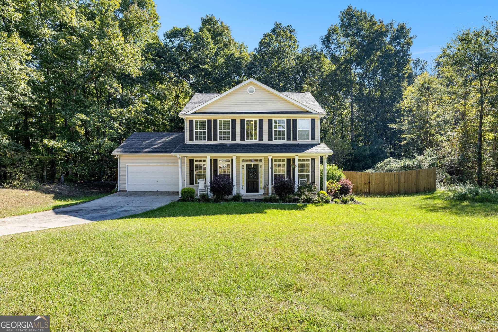 3 bedroom, 2.5 bathroom, 1,818 sq ft single family residence for sale at 42 Bill Estes Road, Senoia, GA 30276 — photo 4
