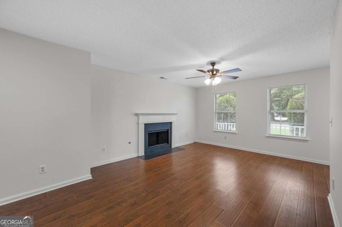 4 bedroom, 2.5 bathroom, 1,701 sq ft single family residence for sale at 2164 Dresden Green, Kennesaw, GA 30144 — photo 6