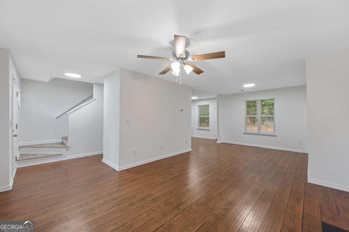 4 bedroom, 2.5 bathroom, 1,701 sq ft single family residence for sale at 2164 Dresden Green, Kennesaw, GA 30144 — photo 8