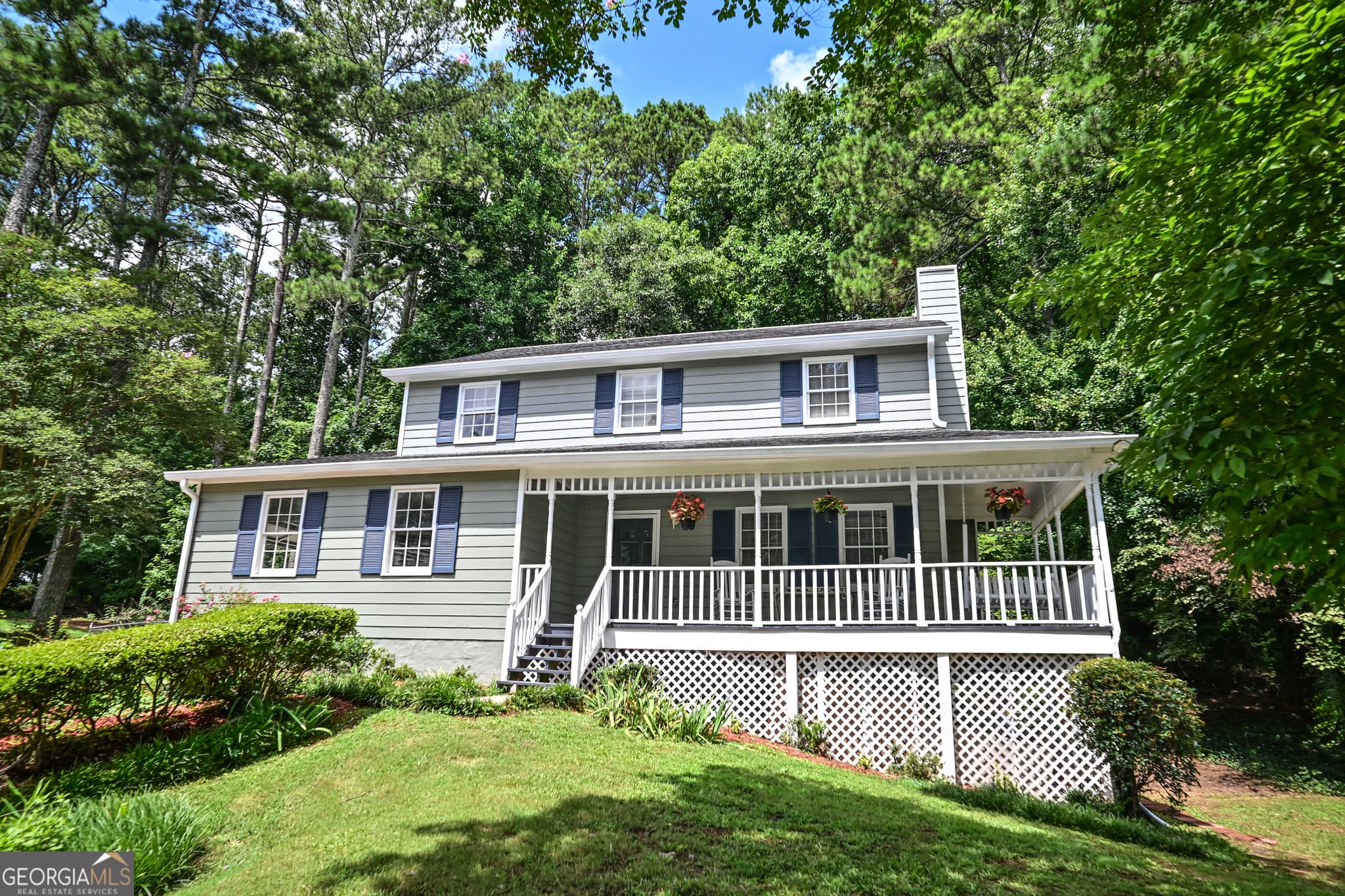 3 bedroom, 2.5 bathroom single family residence sold at 4069 Burnside Lane, Lilburn, GA 30047