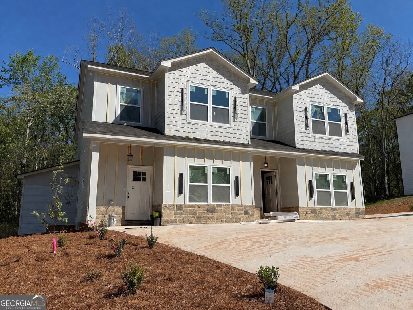 5 bedroom, 5 bathroom, 2,250 sq ft single family residence for rent at 224 Brad Street B, Royston, GA 30662 for $2,000 a month