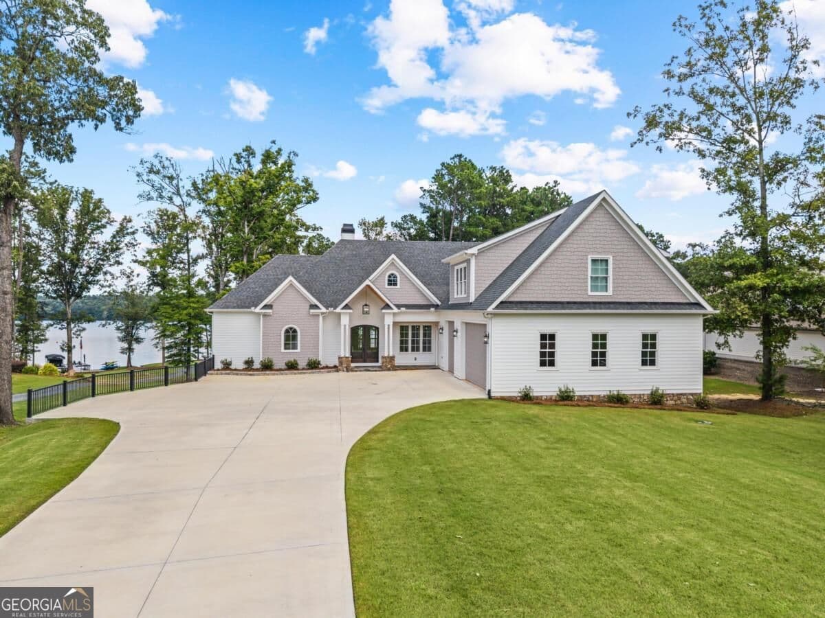 6 bedroom, 5 bathroom, 6,357 sq ft single family residence for sale at 175 Harmony Bay Drive, Eatonton, GA 31024 — photo 3