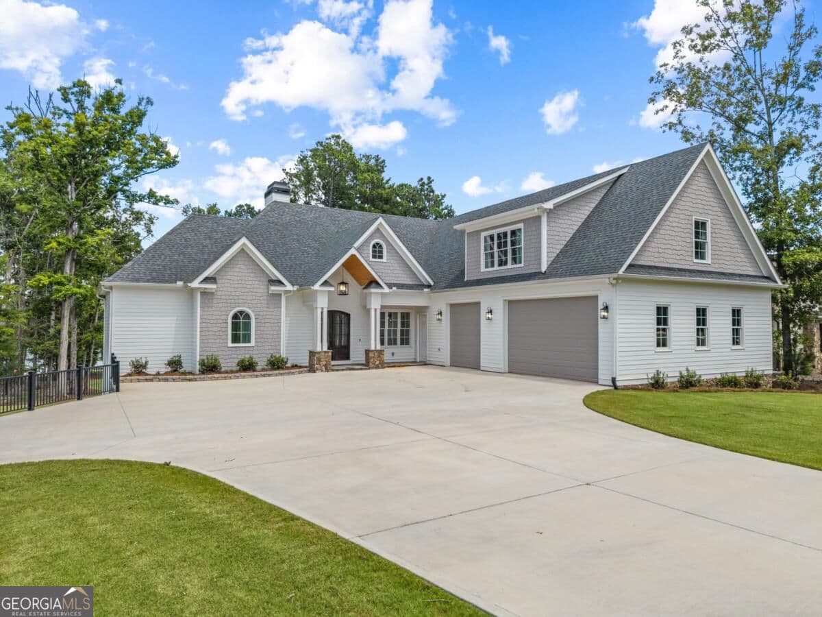 6 bedroom, 5 bathroom, 6,357 sq ft single family residence for sale at 175 Harmony Bay Drive, Eatonton, GA 31024 — photo 5
