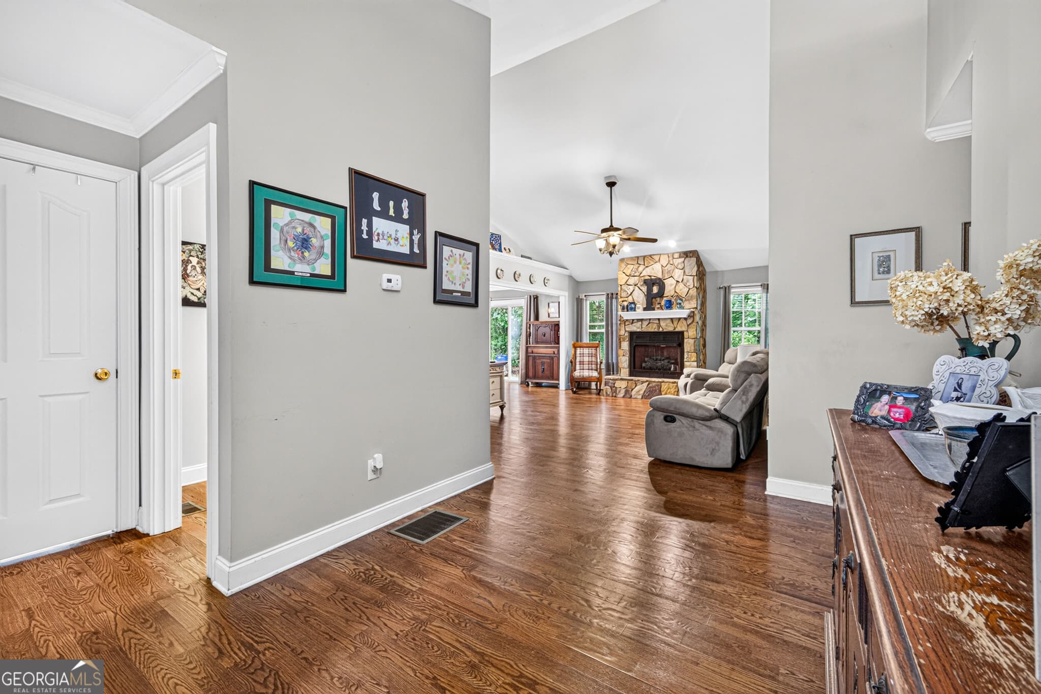 3 bedroom, 2.5 bathroom, 1,839 sq ft single family residence for sale at 223 Stonebrook Drive, Demorest, GA 30535 — photo 3