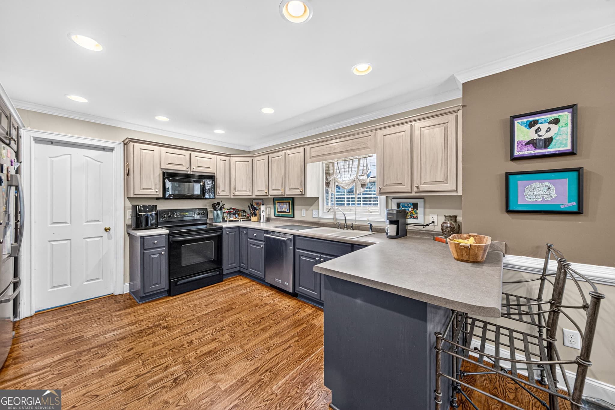 3 bedroom, 2.5 bathroom, 1,839 sq ft single family residence for sale at 223 Stonebrook Drive, Demorest, GA 30535 — photo 10