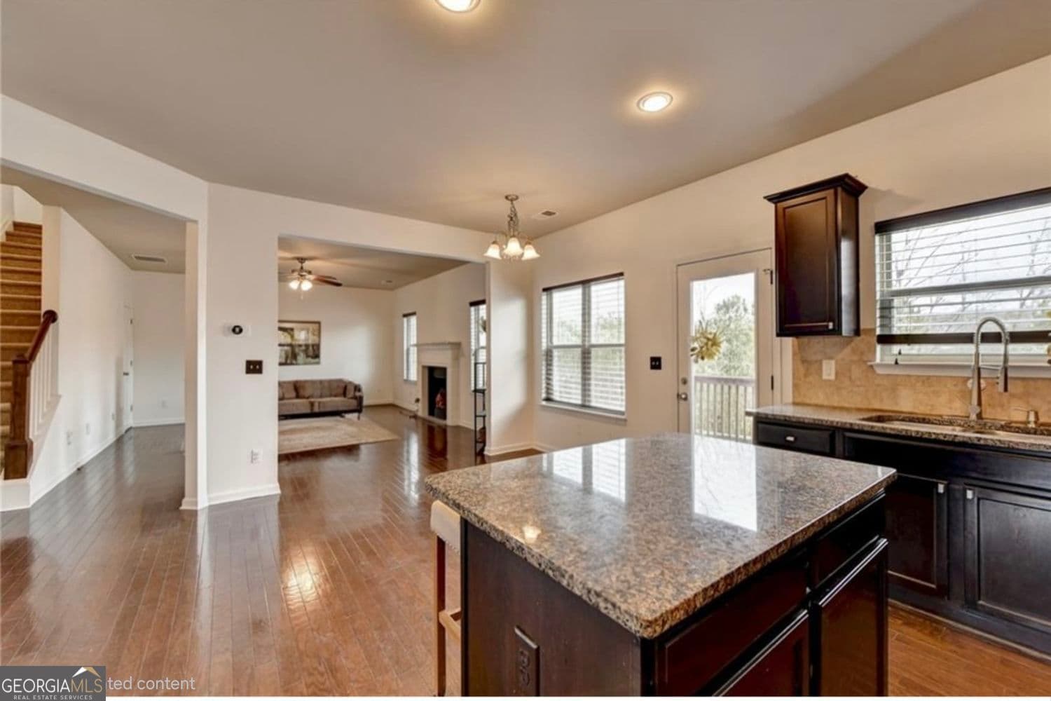 5 bedroom, 3.5 bathroom, 3,499 sq ft single family residence for rent at 1376 Castleberry Drive, Buford, GA 30518 for $4,000 a month — photo 7