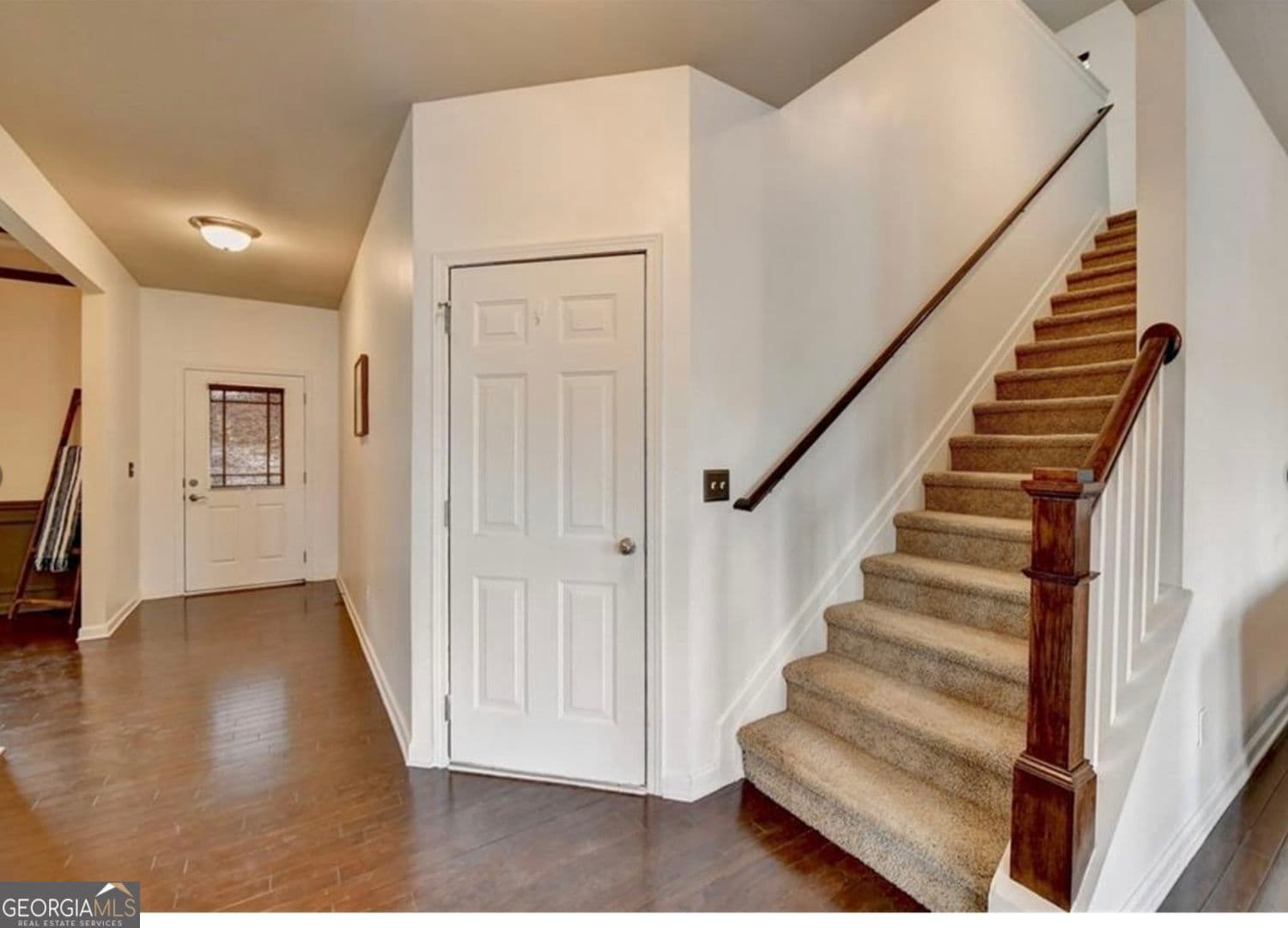 5 bedroom, 3.5 bathroom, 3,499 sq ft single family residence for rent at 1376 Castleberry Drive, Buford, GA 30518 for $4,000 a month — photo 9