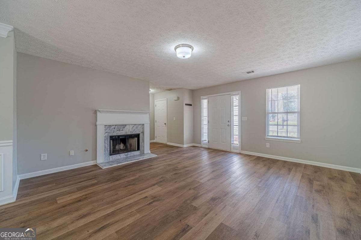 3 bedroom, 2.5 bathroom single family residence for rent at 3802 Jackson Shoals Drive, Lawrenceville, GA 30044 for $2,399 a month — photo 7