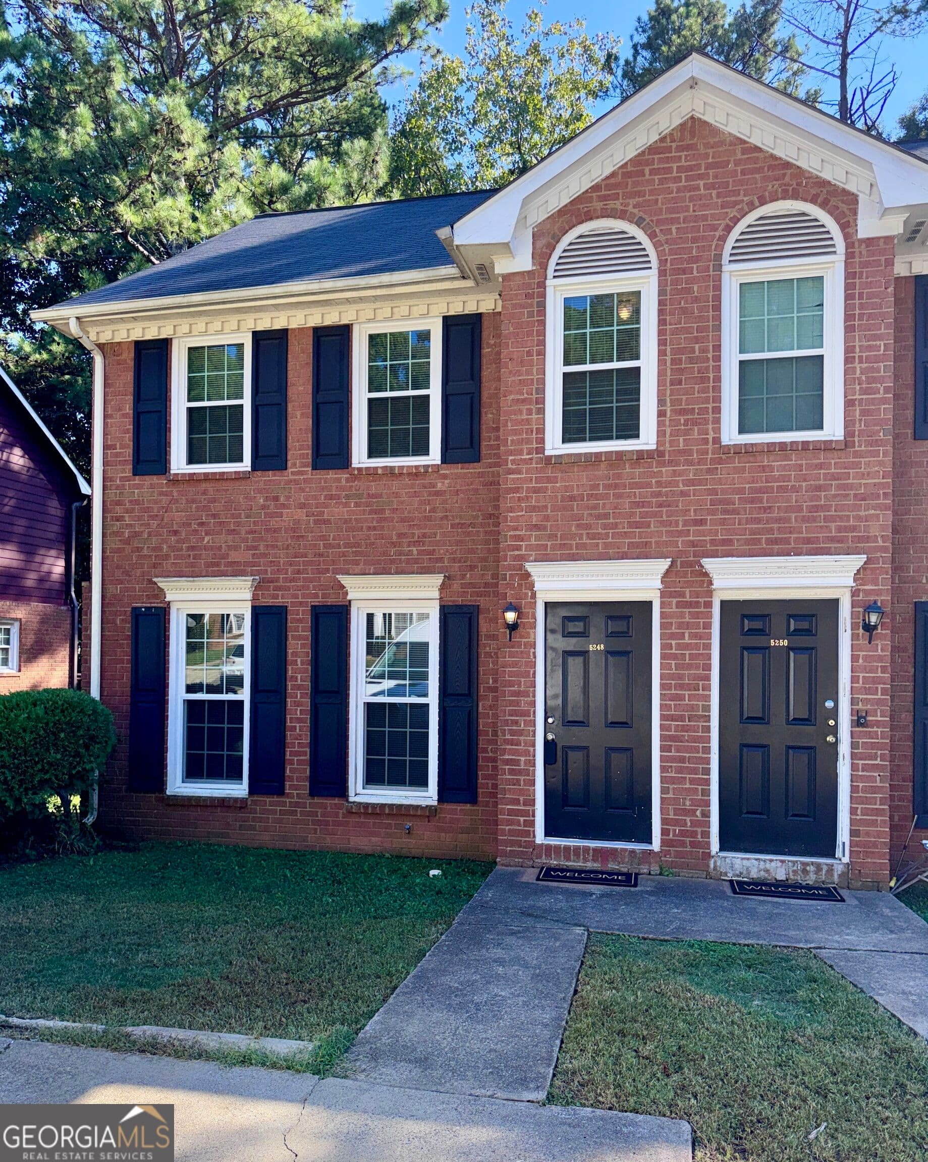 2 bedroom, 1.5 bathroom, 1,220 sq ft duplex for rent at 5248 Ridge Forest Drive, Stone Mountain, GA 30083 for $1,250 a month — photo 2