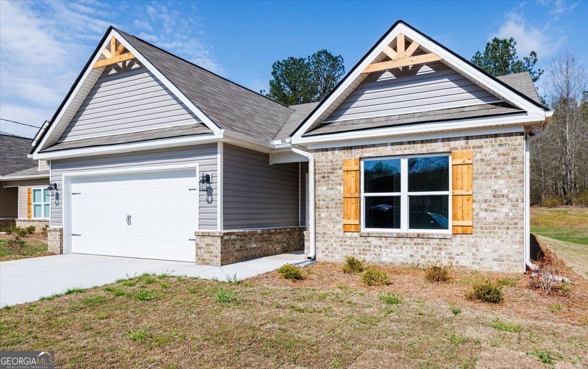4 bedroom, 3 bathroom, 1,719 sq ft single family residence for sale at 118 Allan Green Drive, Gray, GA 31032 — photo 3
